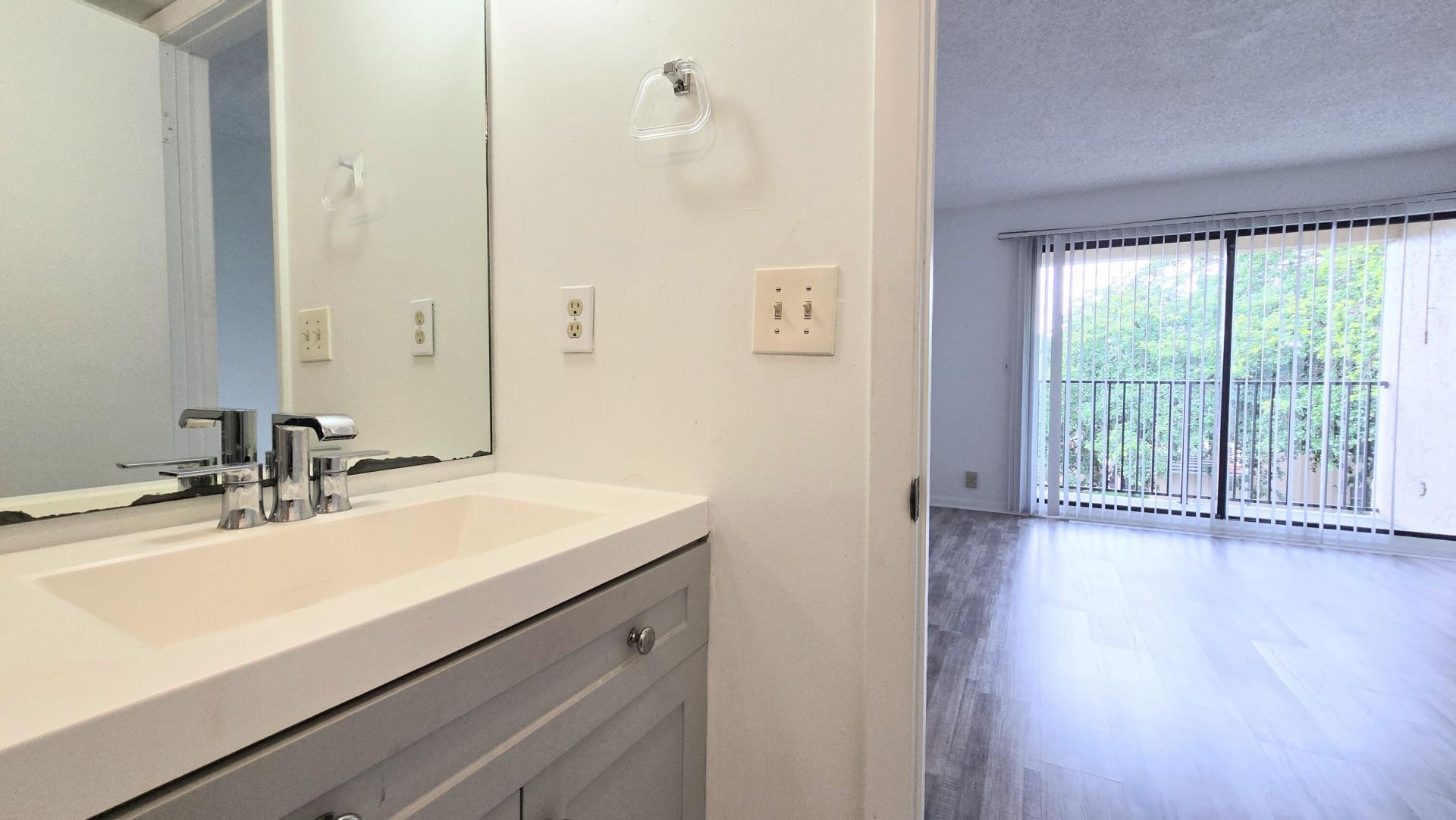 10001 W Atlantic Boulevard, Unit 327, Coral Springs, FL 33071 Photo