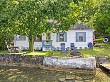 639 E Lake Road, Penn Yan, NY 14527