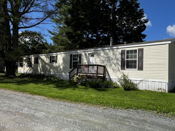 72 Willow Way, Stephentown, NY 12169