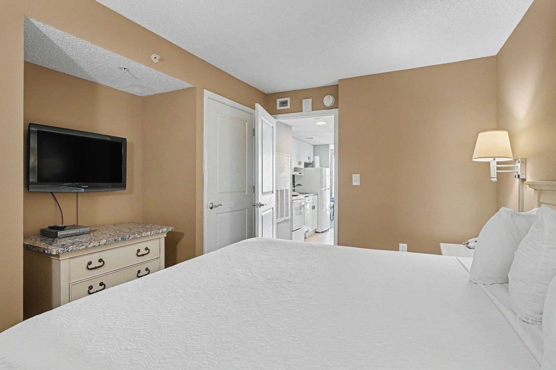 300 N Ocean Blvd. Photo 15