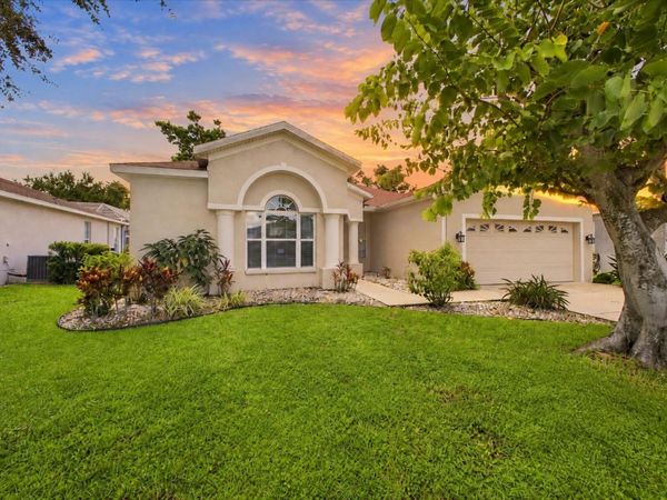 4002 2ND DR NE , BRADENTON, FL 34208