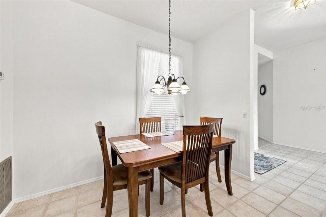 4002 2nd Dr NE , Bradenton, FL 34208 Photo