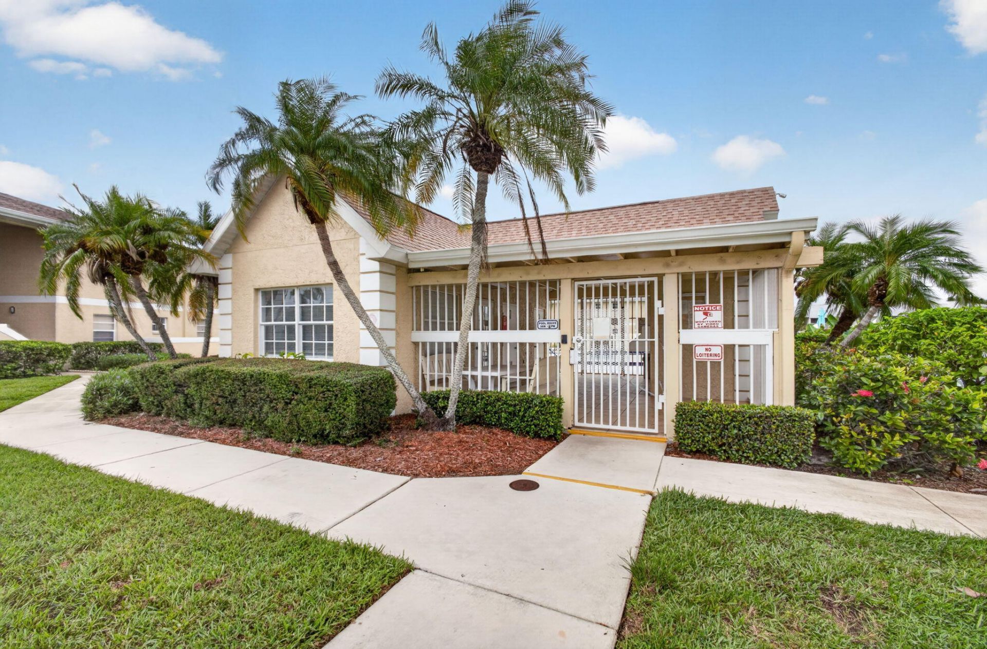 1536 SE Royal Green Circle, Unit 201, Port Saint Lucie, FL 34952 Photo