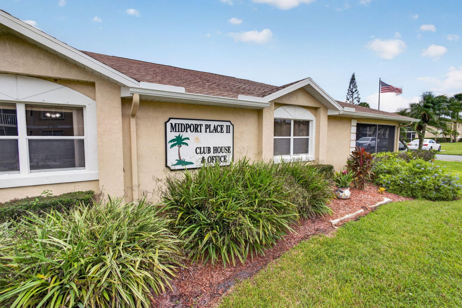 1536 SE Royal Green Circle, Unit 201, Port Saint Lucie, FL 34952 Photo