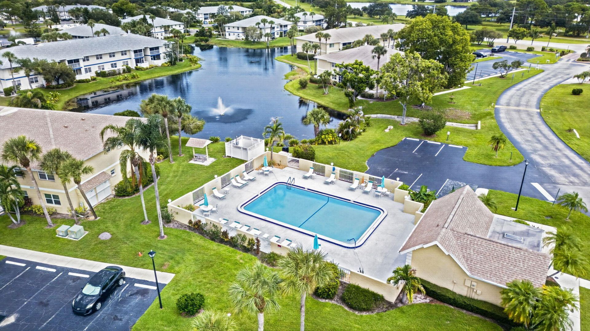 1536 SE Royal Green Circle, Unit 201, Port Saint Lucie, FL 34952 Photo