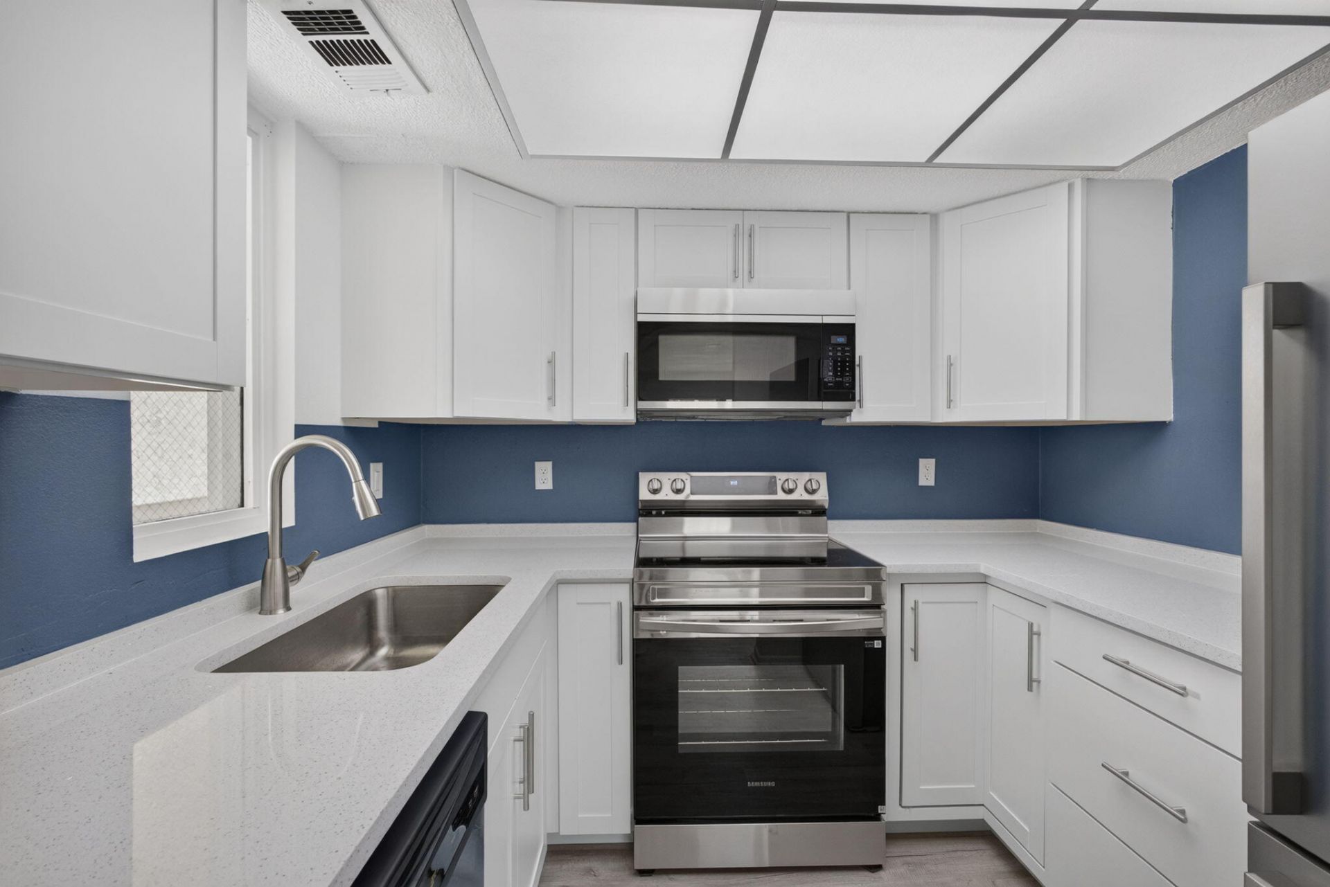 1536 SE Royal Green Circle, Unit 201, Port Saint Lucie, FL 34952 Photo