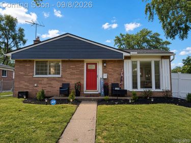 1295 Jenifer Avenue, Madison Heights, Mi 48071