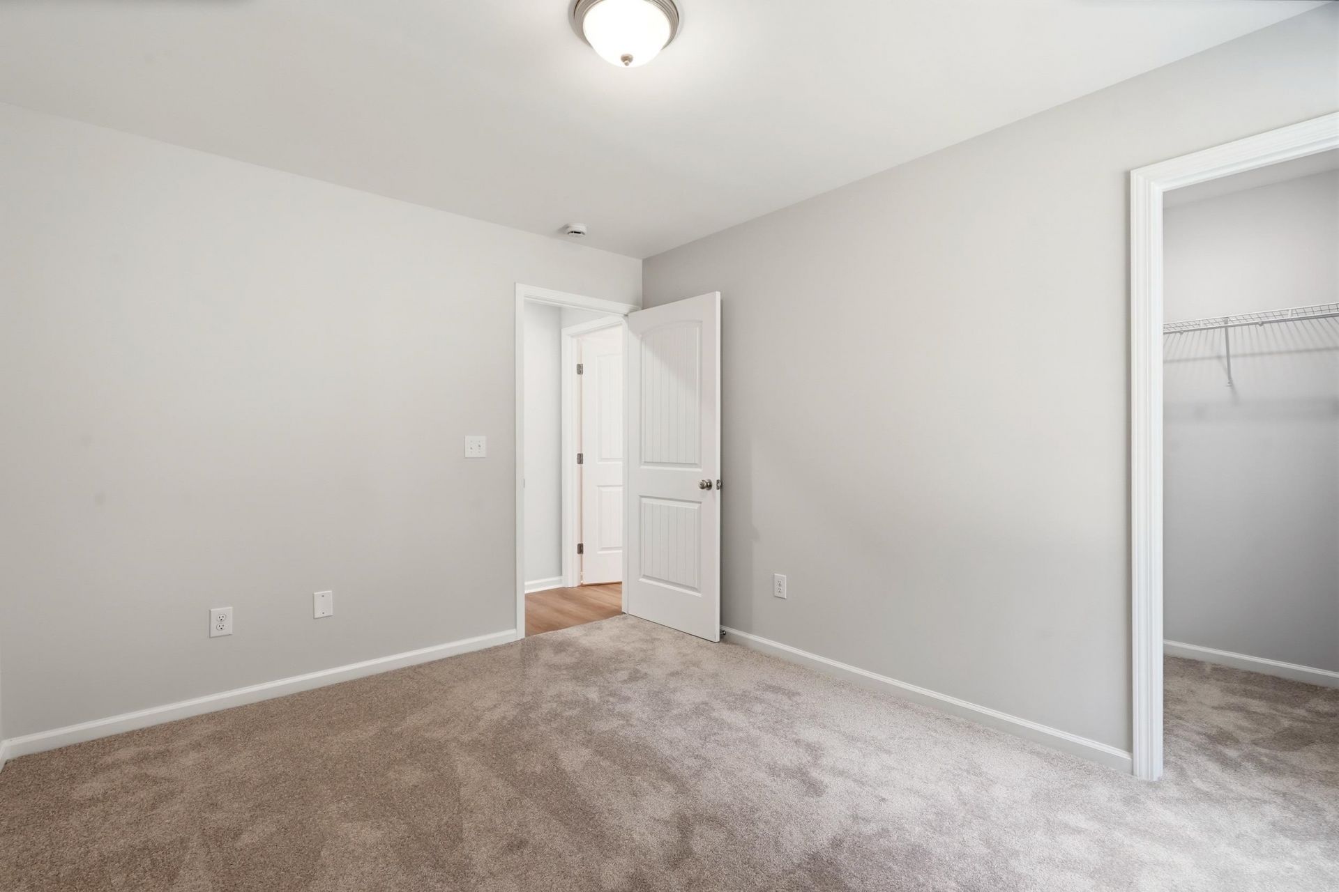 45 Bennington Ct Photo 10