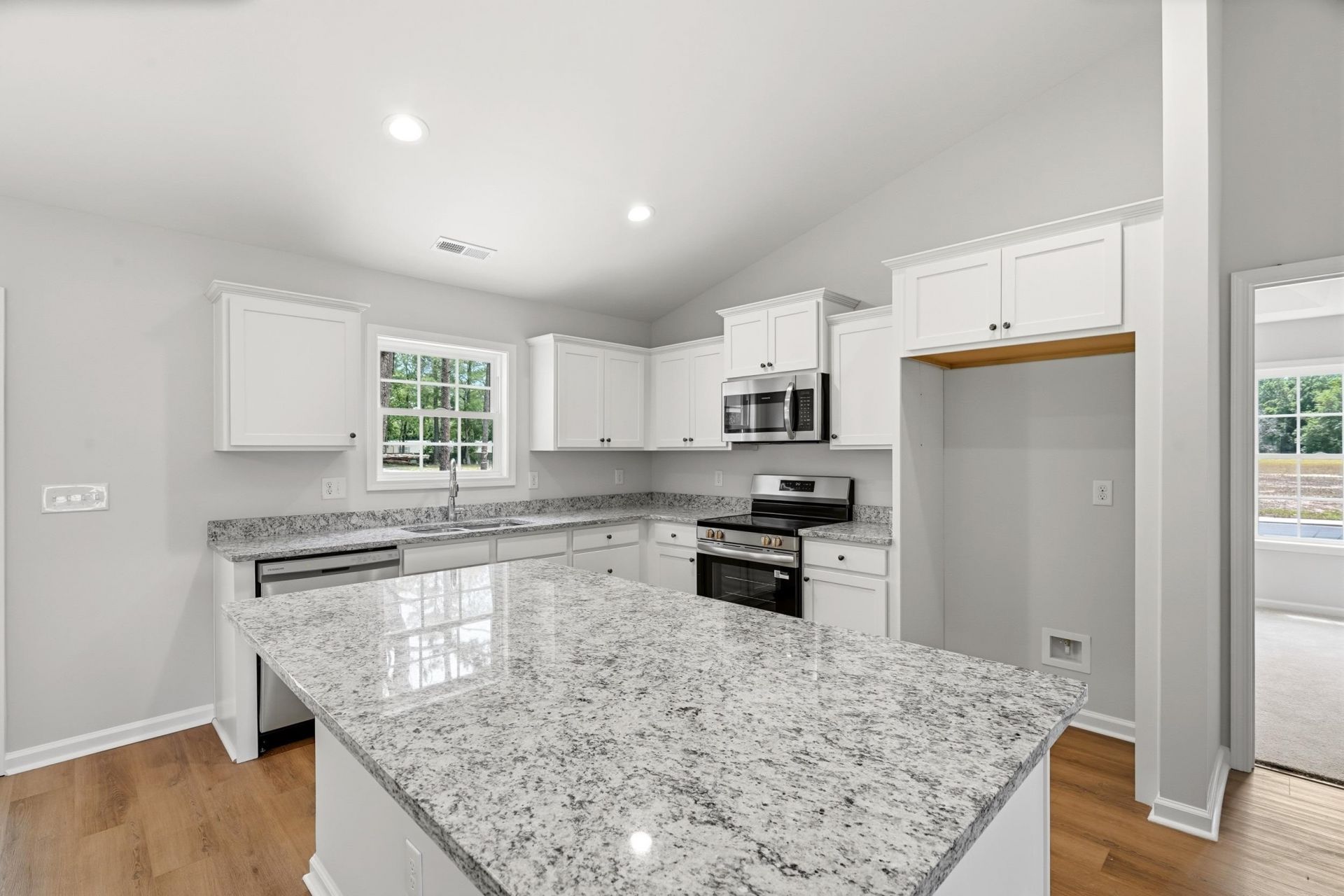 45 Bennington Ct Photo 16