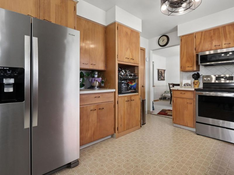 3158 Race Street, Columbus, OH 43204 Photo 13