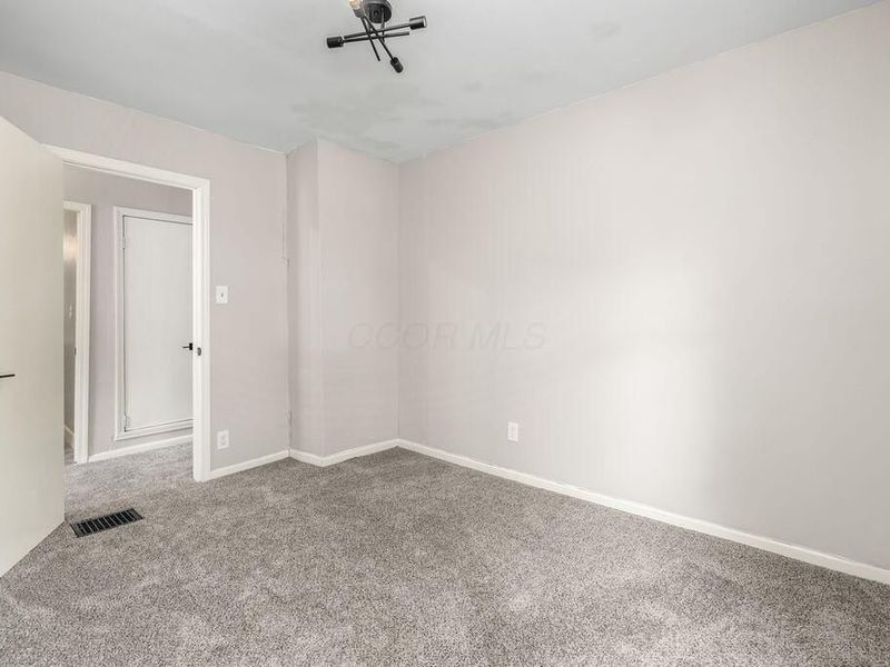 2115 Sullivant Avenue , Columbus, OH 43223 Photo 24
