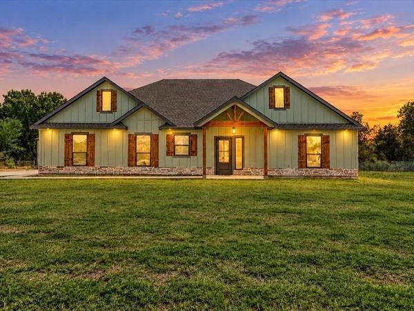 785 Palmito Ranch Rd , Corsicana, TX 75110