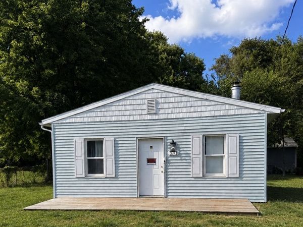 531 GROVELAND Street , Creve Coeur, IL 61610
