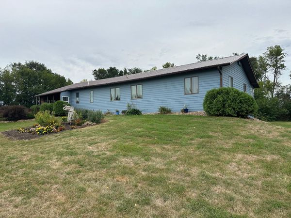96 200th Avenue, Fulda, MN 56131