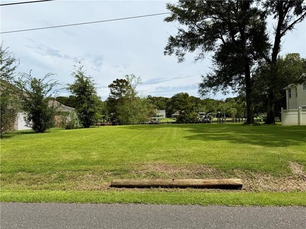 13322 BAYOU TERRACE Drive , St Amant, LA 70774