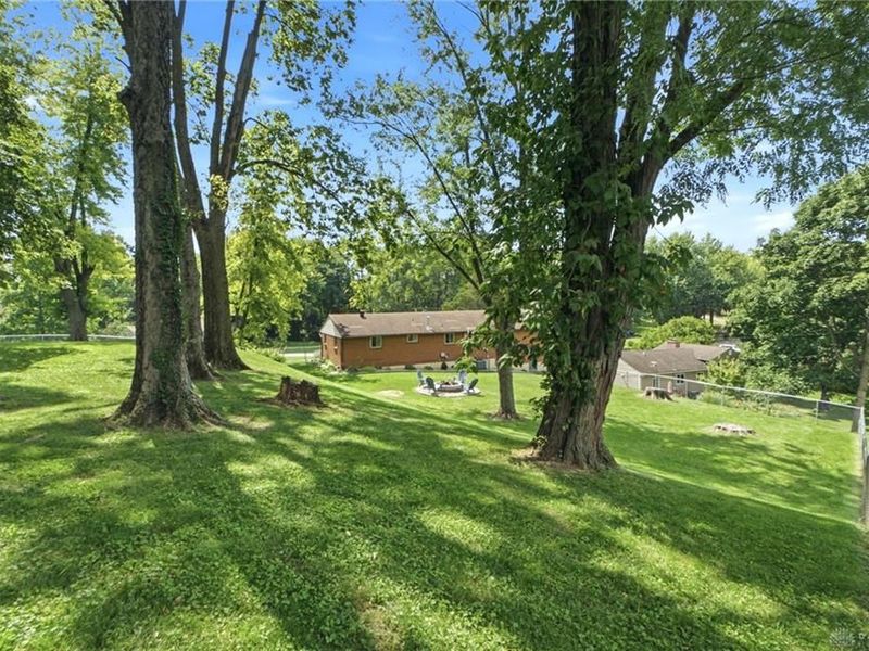 4060 Middlebrook Drive, Beavercreek, OH 45440 Photo 27