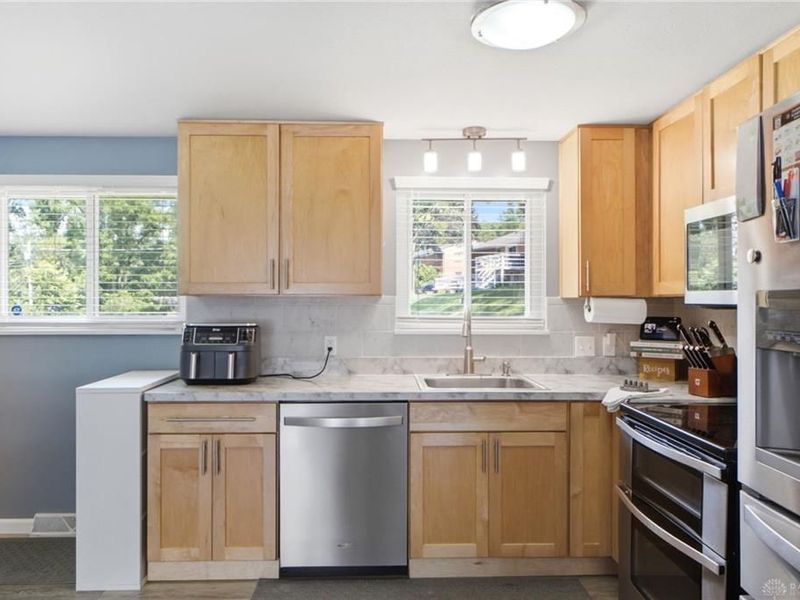 4060 Middlebrook Drive, Beavercreek, OH 45440 Photo 7