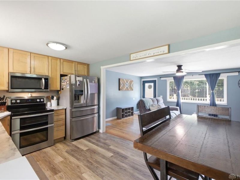 4060 Middlebrook Drive, Beavercreek, OH 45440 Photo 8