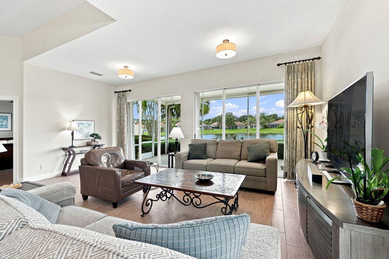 508 E Tall Oaks Drive, Palm Beach Gardens, FL 33410 Photo