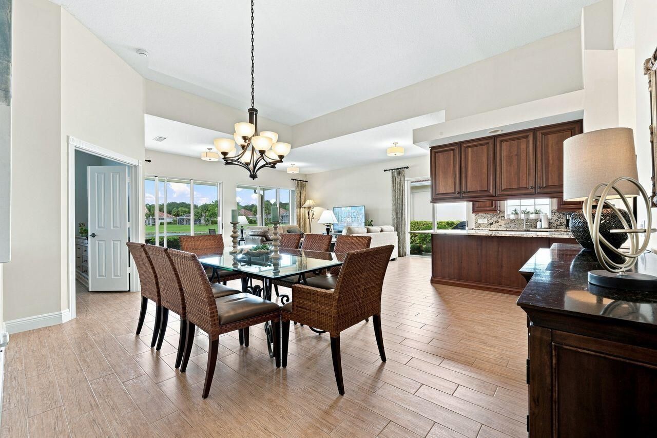 508 E Tall Oaks Drive, Palm Beach Gardens, FL 33410 Photo