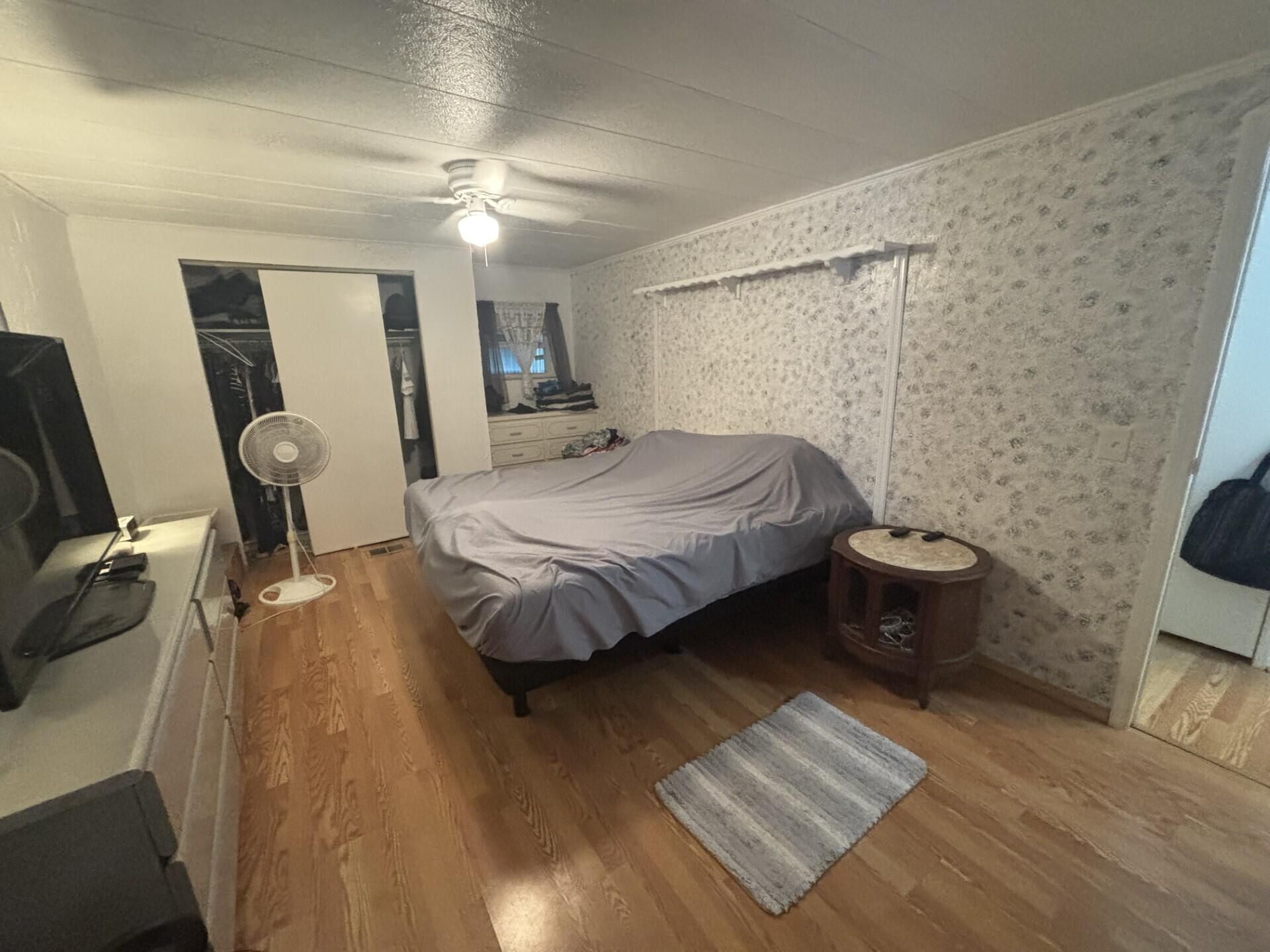 4042 Royal Manor Boulevard, Boynton Beach, FL 33436 Photo