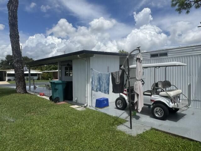 4042 Royal Manor Boulevard, Boynton Beach, FL 33436 Photo