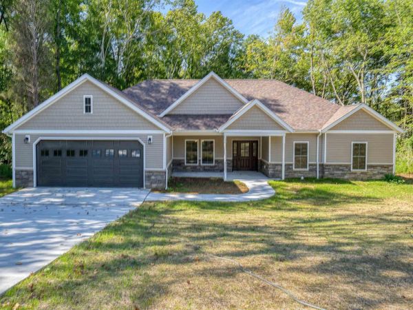 157 E Silver Bell Court, Santa Claus, IN 47579