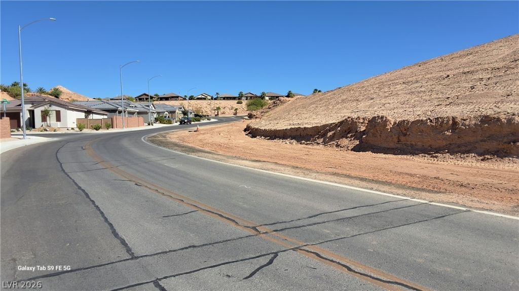 1327 E Collin Falls Drive , Mesquite, NV 89027