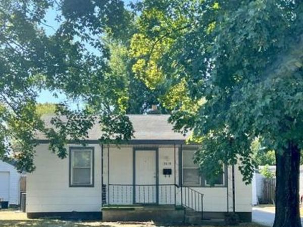 2618 W Lincoln Street , Springfield, MO 65806