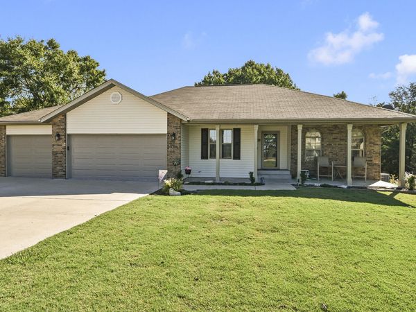 285 Meadow Ridge N , Branson, MO 65616