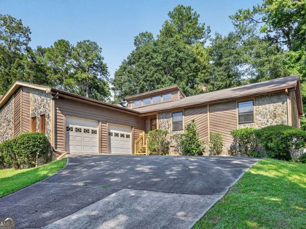 5805 Vernier Drive SW, Atlanta, GA 30349