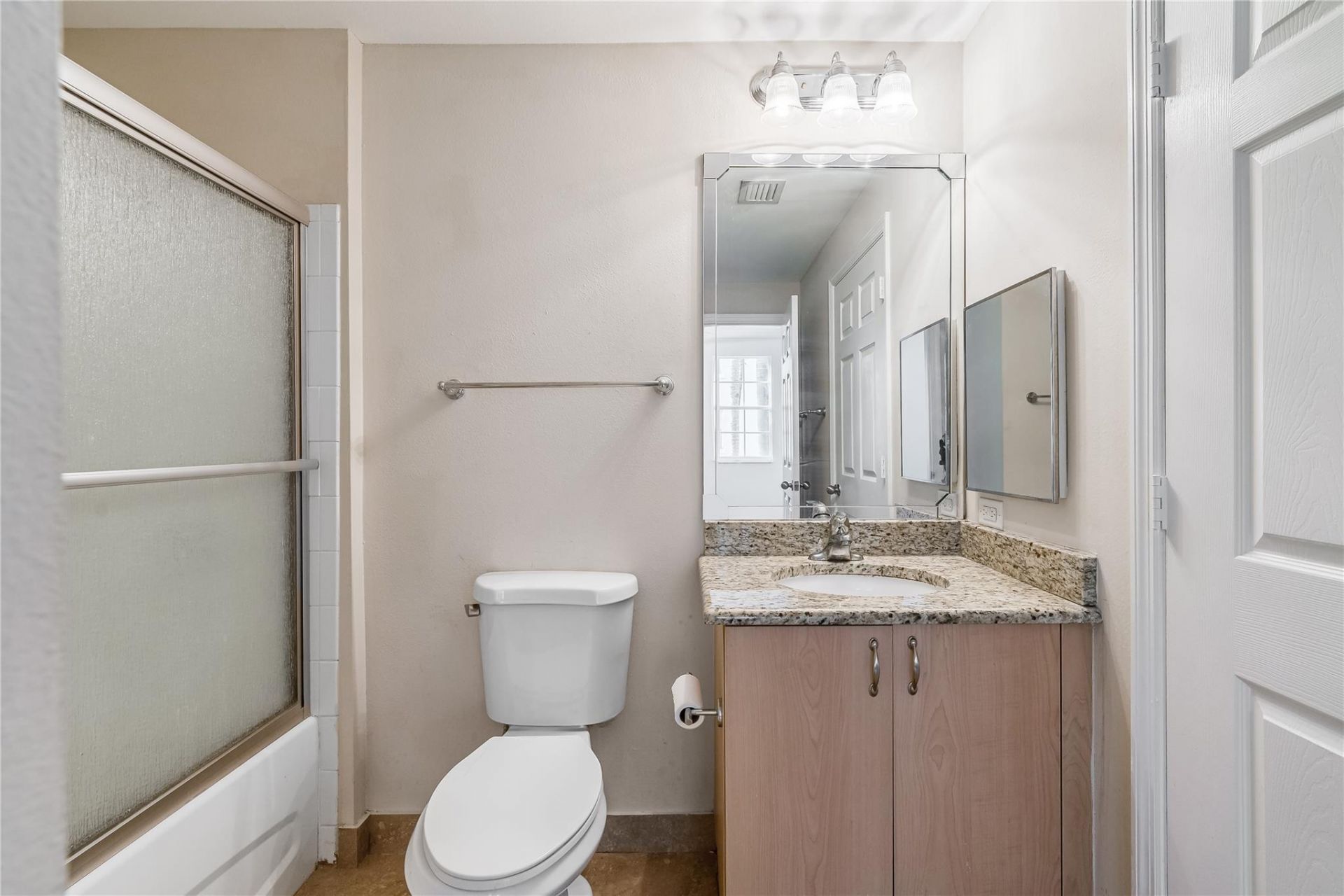 533 NE 3rd Avenue, Unit 319, Fort Lauderdale, FL 33301 Photo