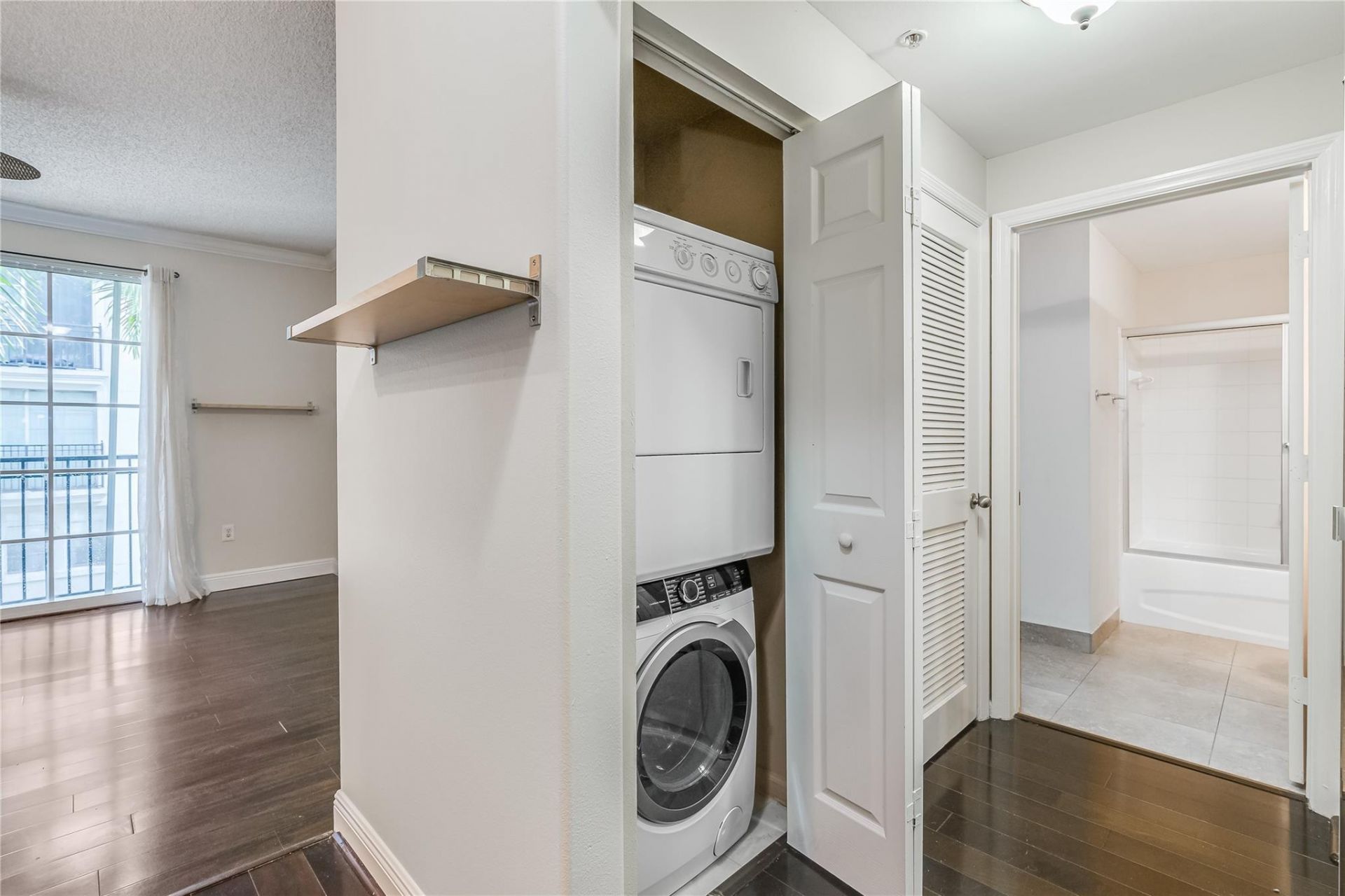 533 NE 3rd Avenue, Unit 319, Fort Lauderdale, FL 33301 Photo