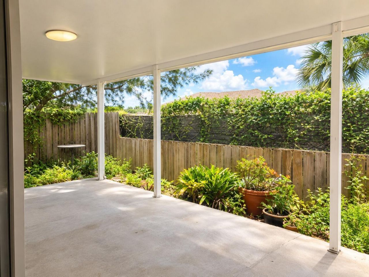 863 NW 122nd Avenue, Miami, FL 33182 Photo