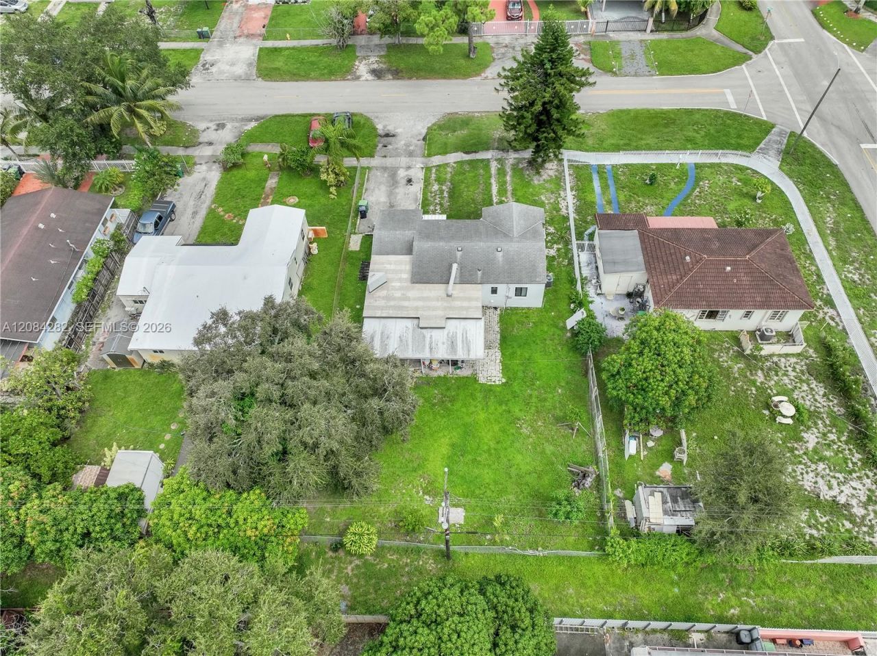 1146 Jann Ave, Opa Locka, FL 33054 Photo