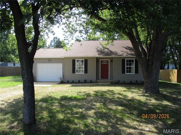 704 Shenandoah Avenue, Cuba, MO 65453