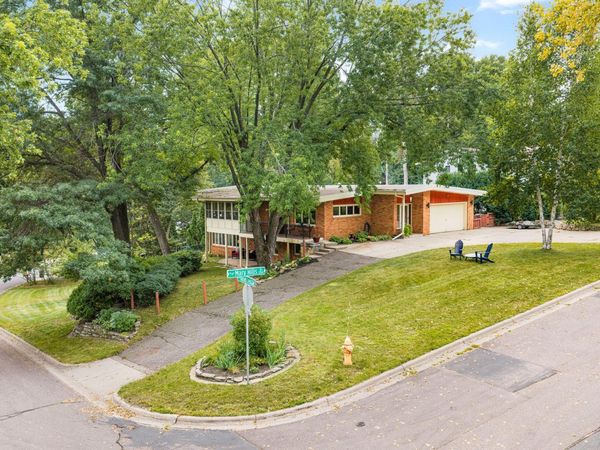 2212 Mary Hills Drive, Golden Valley, MN 55422
