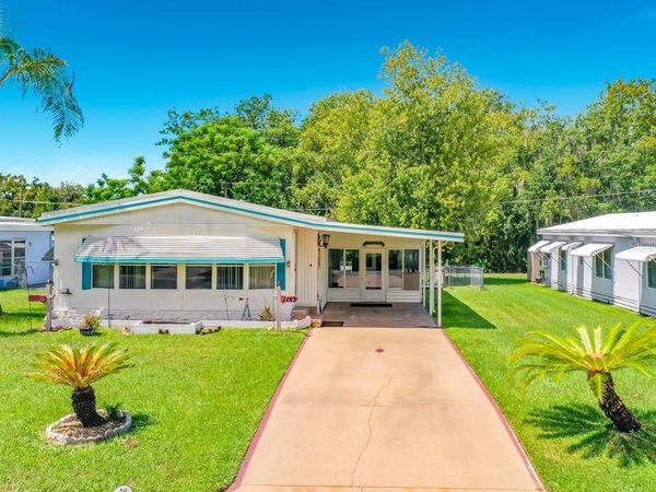 1157 CAPELLA DRIVE , TAVARES, FL 32778