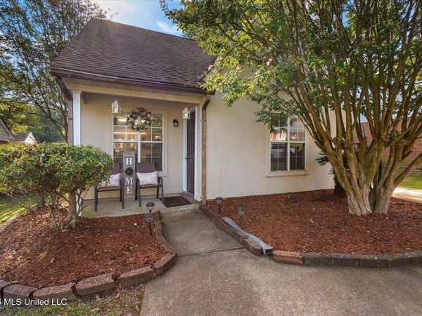 106 Keltingham Court, Ridgeland, MS 39157