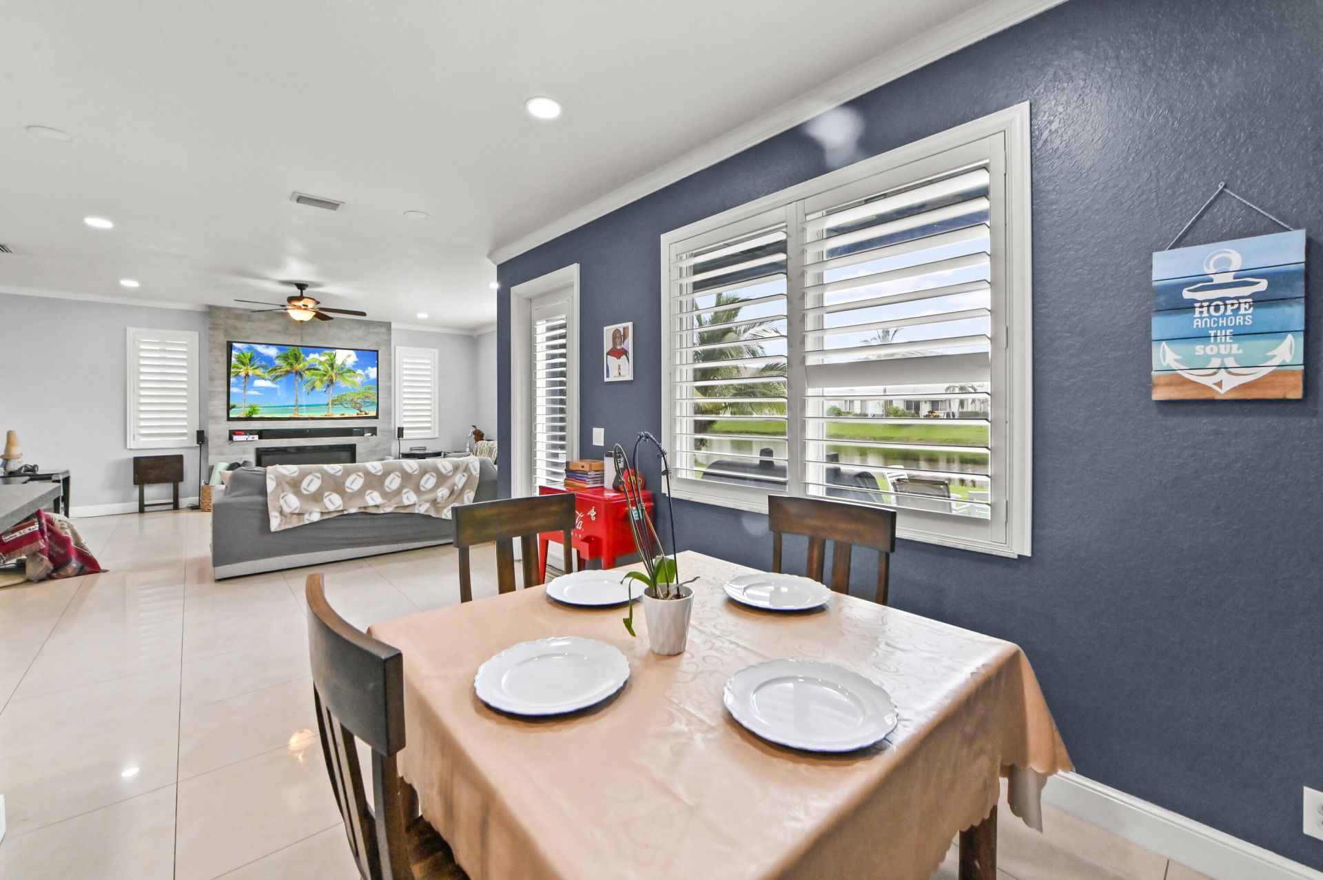 1006 Center Stone Lane, Riviera Beach, FL 33404 Photo
