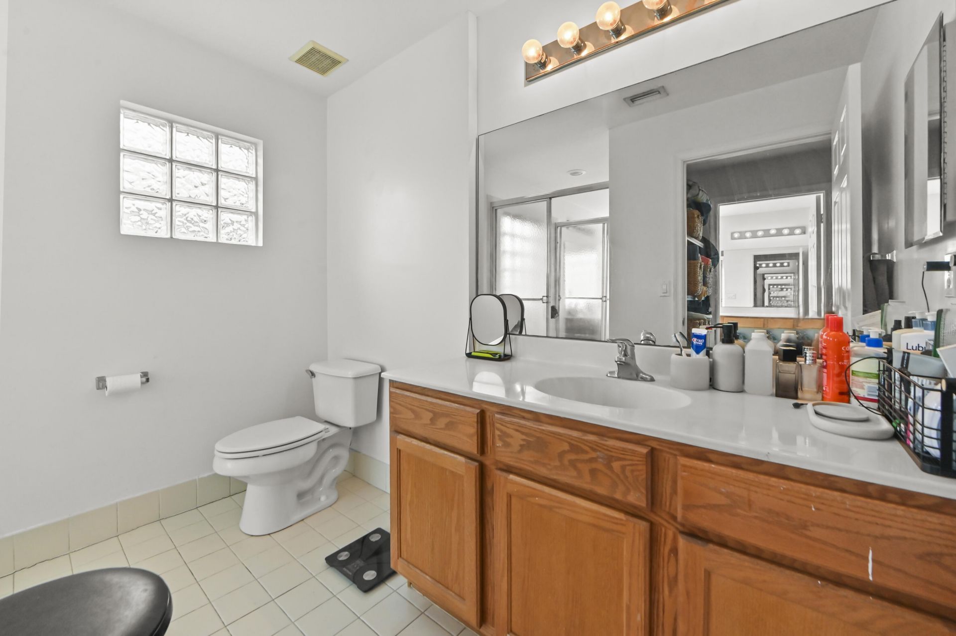 1006 Center Stone Lane, Riviera Beach, FL 33404 Photo