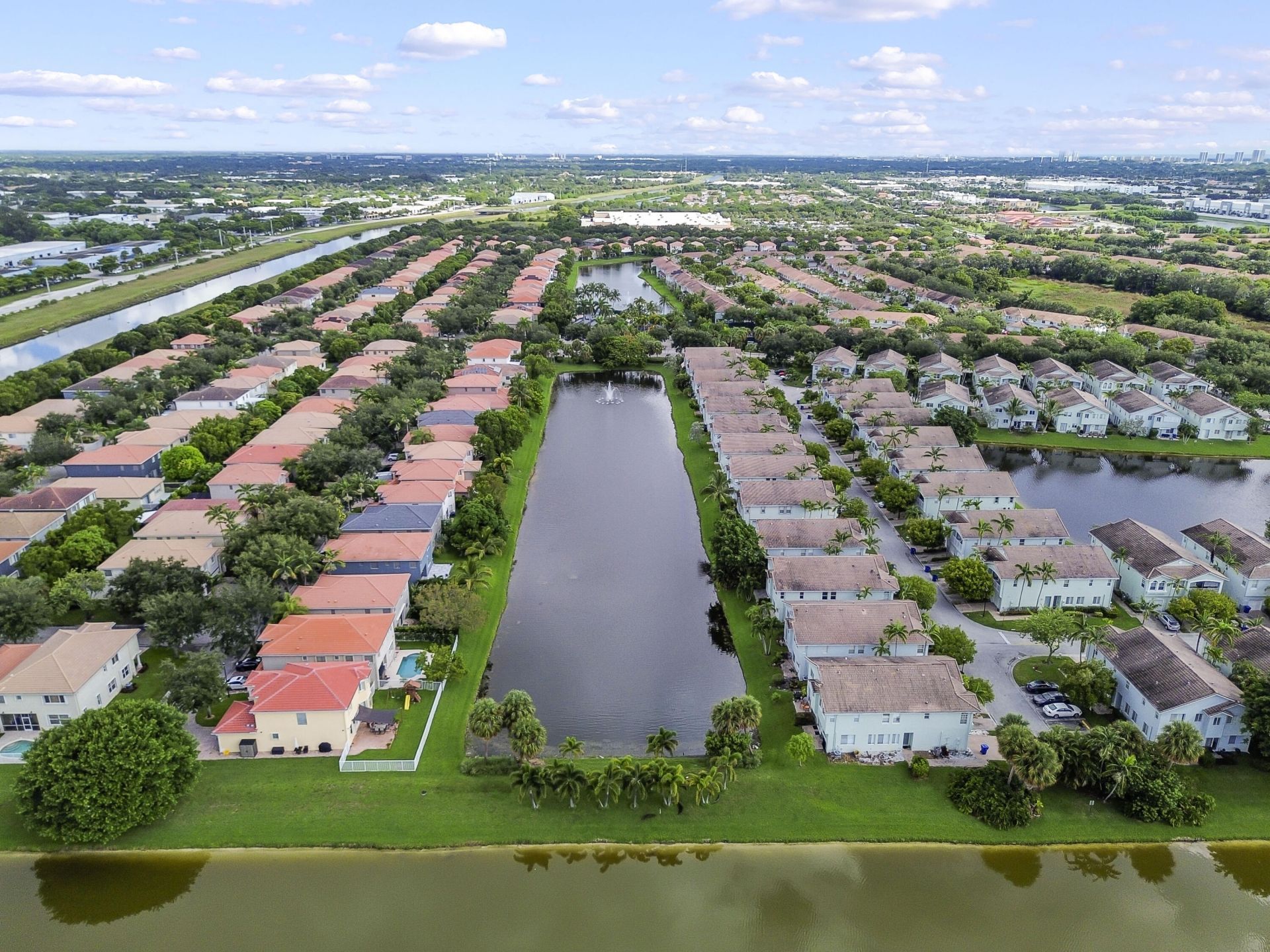 1006 Center Stone Lane, Riviera Beach, FL 33404 Photo