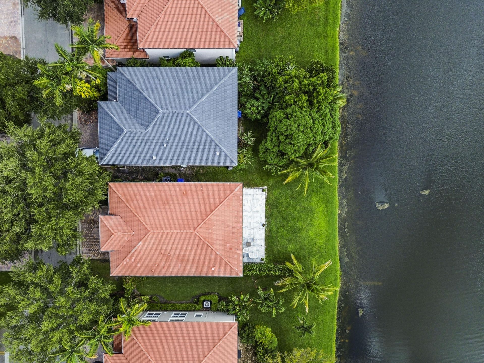 1006 Center Stone Lane, Riviera Beach, FL 33404 Photo