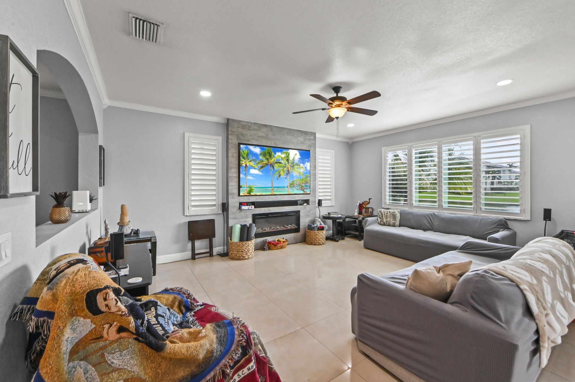 1006 Center Stone Lane, Riviera Beach, FL 33404 Photo