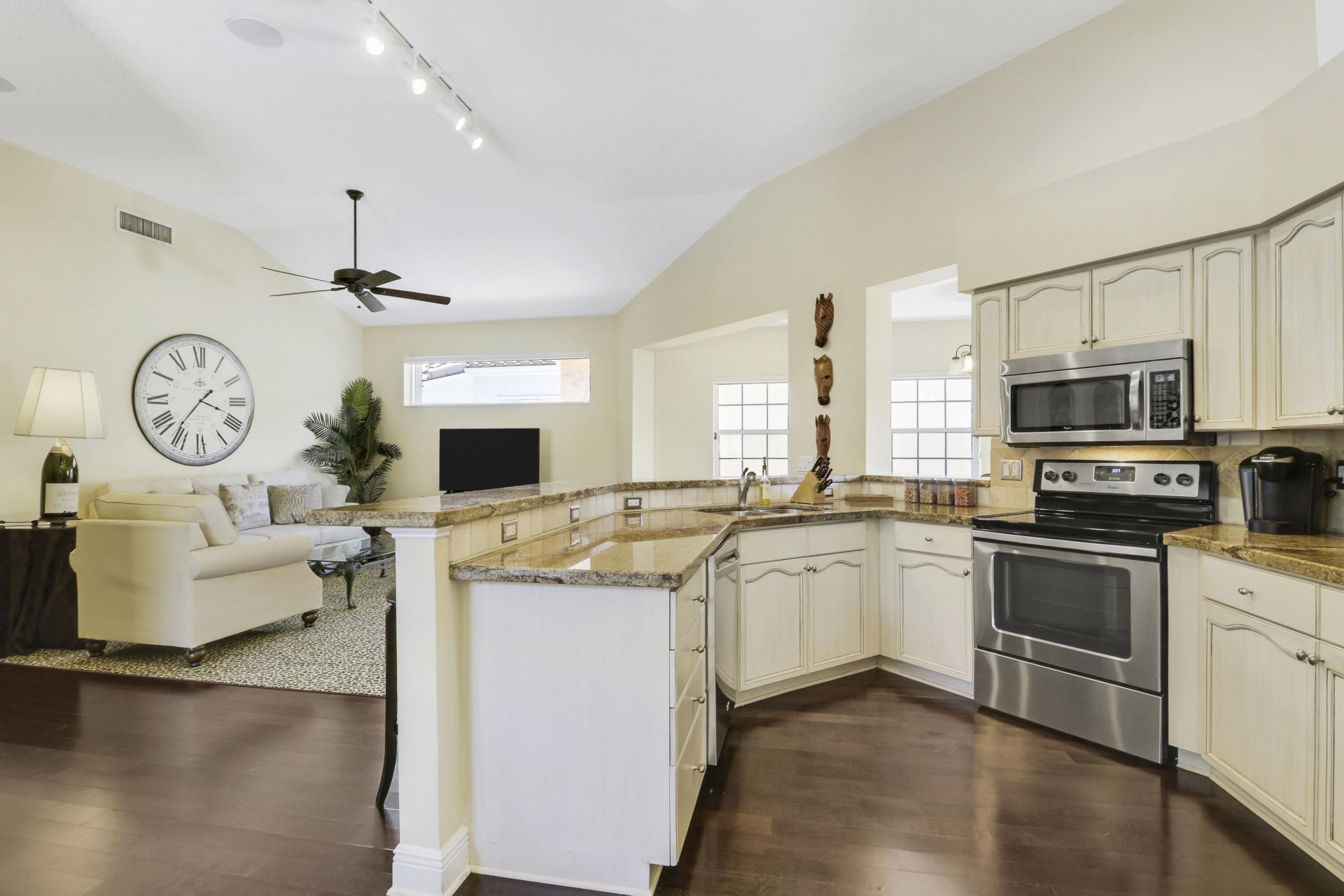 2189 Regents Boulevard, West Palm Beach, FL 33409 Photo