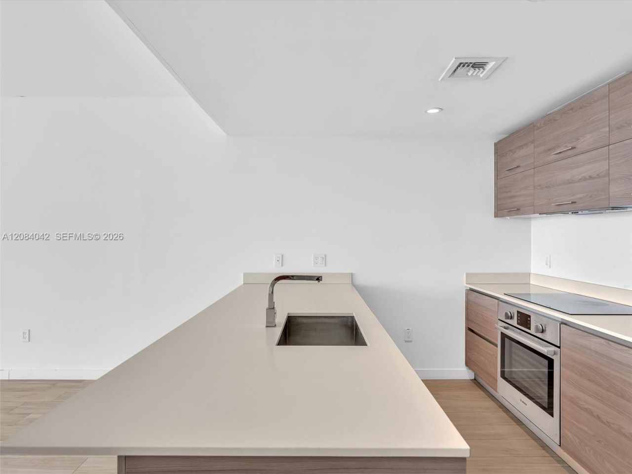 1300 S Miami Ave , Unit 3503, Miami, FL 33130 Photo