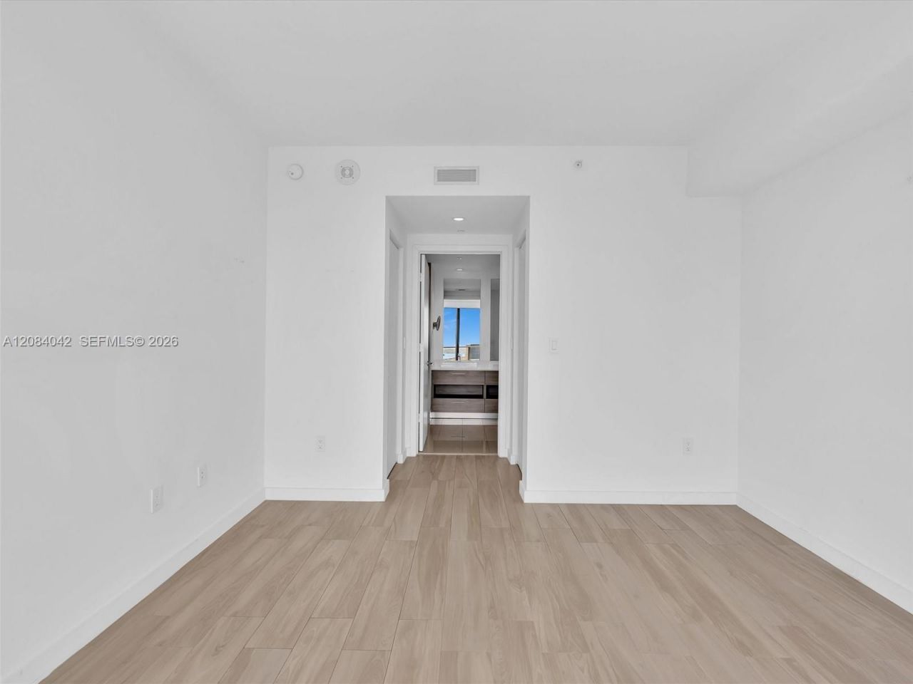 1300 S Miami Ave , Unit 3503, Miami, FL 33130 Photo