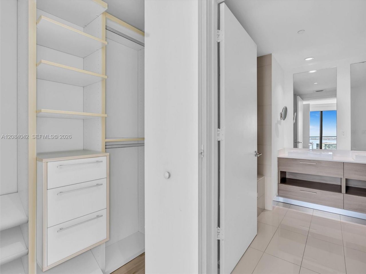 1300 S Miami Ave , Unit 3503, Miami, FL 33130 Photo