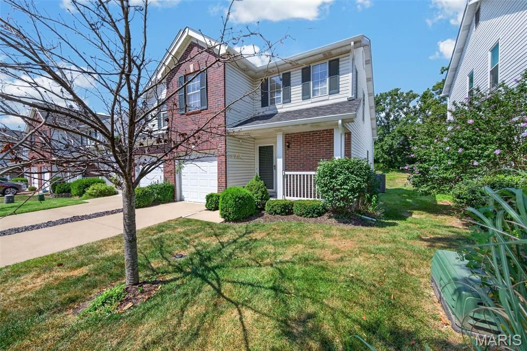 10427 Tiffany Village Court, Saint Louis, MO 63123 Main Photo