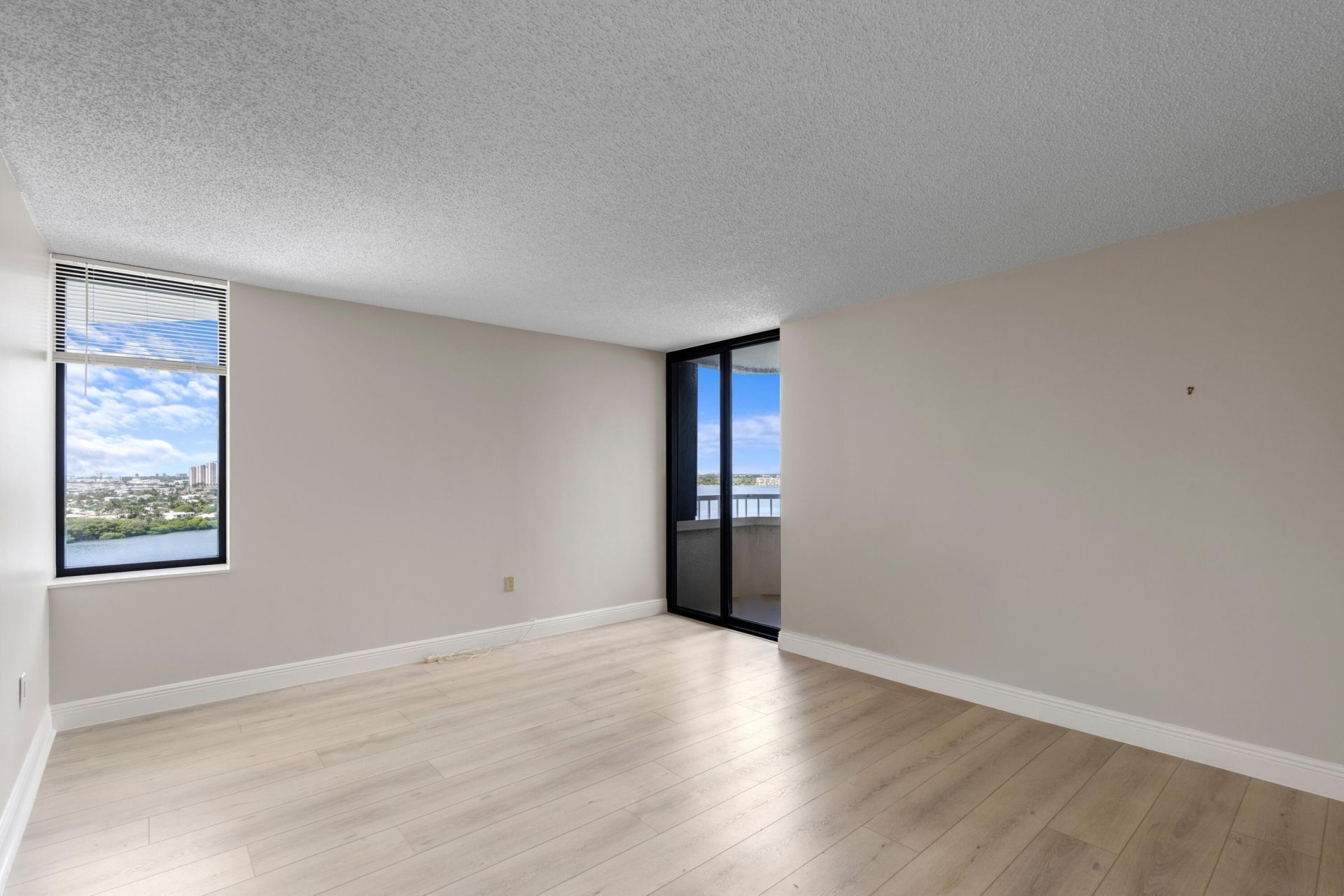5080 N Ocean Drive, Unit 12C, Singer Island, FL 33404 Photo